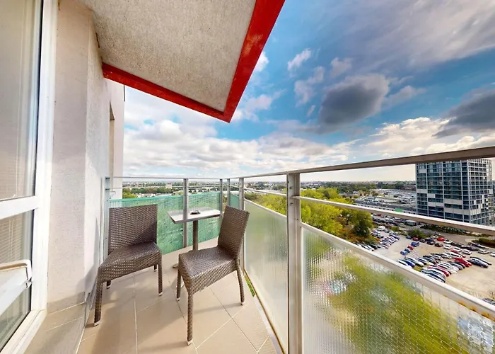 Koloseo Apartment With Parking Apartman Pozsony